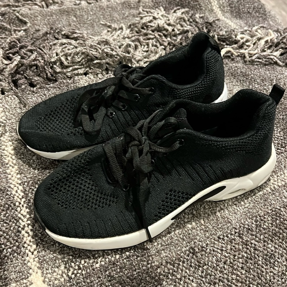 Black Running/Walking Sneakers